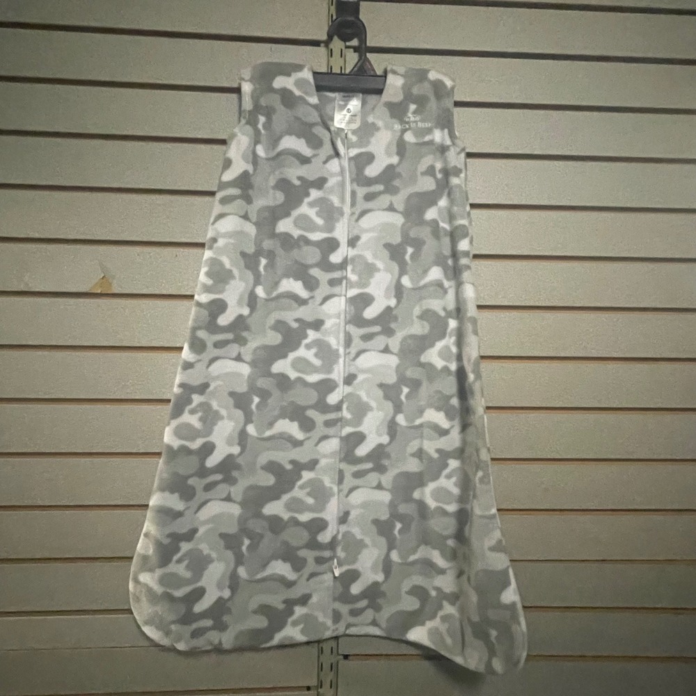 HALO SleepSack Large 12-18 Months Gray Camo‎ Fleece Wearable Blanket Sleeveless